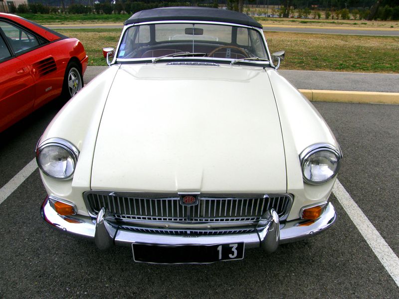 http://img25.xooimage.com/files/0/3/2/pb010019-p--14e7f84.jpg