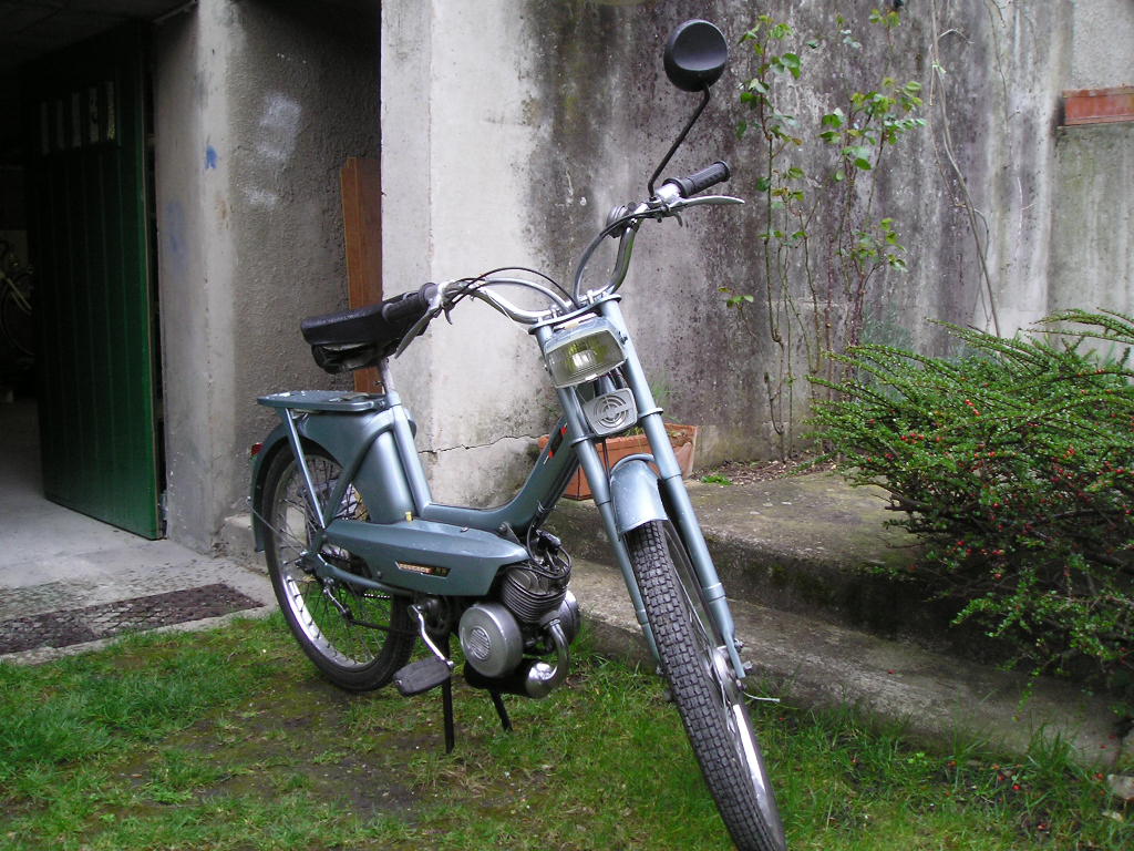 Image: mobylette2008-002-2f35b6.jpg