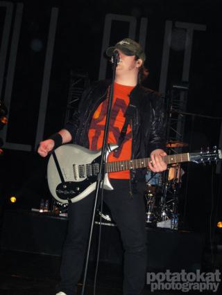 Image: fall-out-boy-hey-...357283551-bebd3b.jpg
